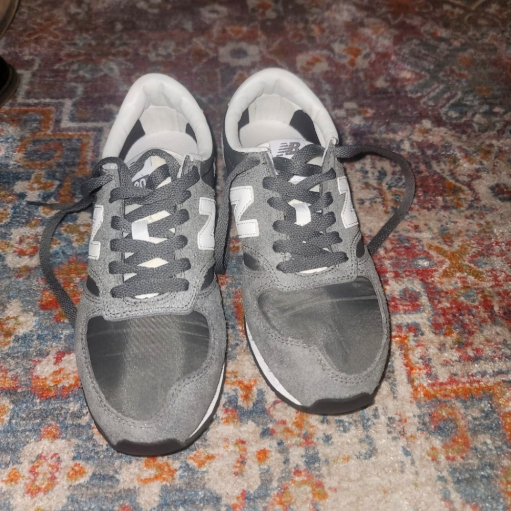 New Balance grey and white track shoes